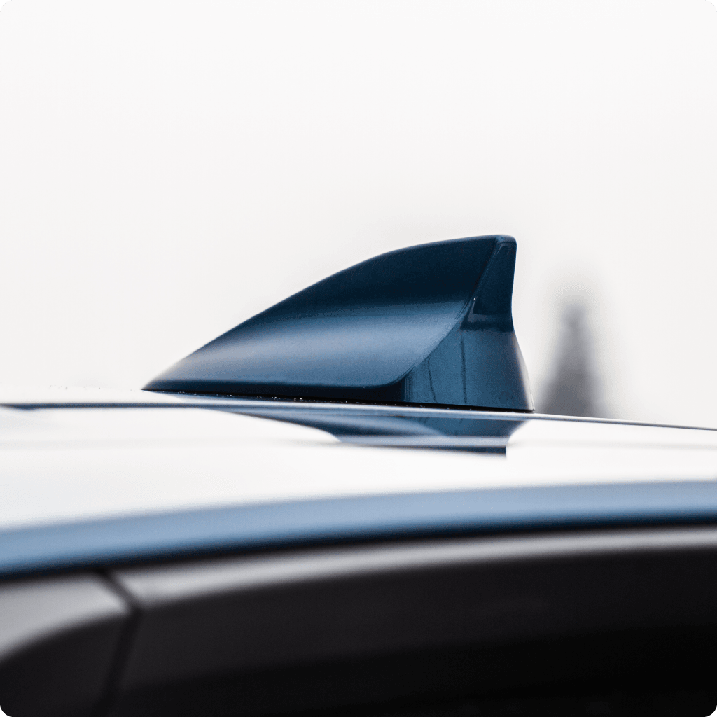 How do you successfully wrap a car roof?